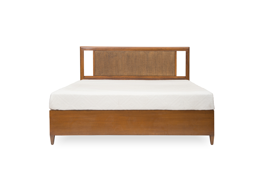 Plantation King Bed American Cherry